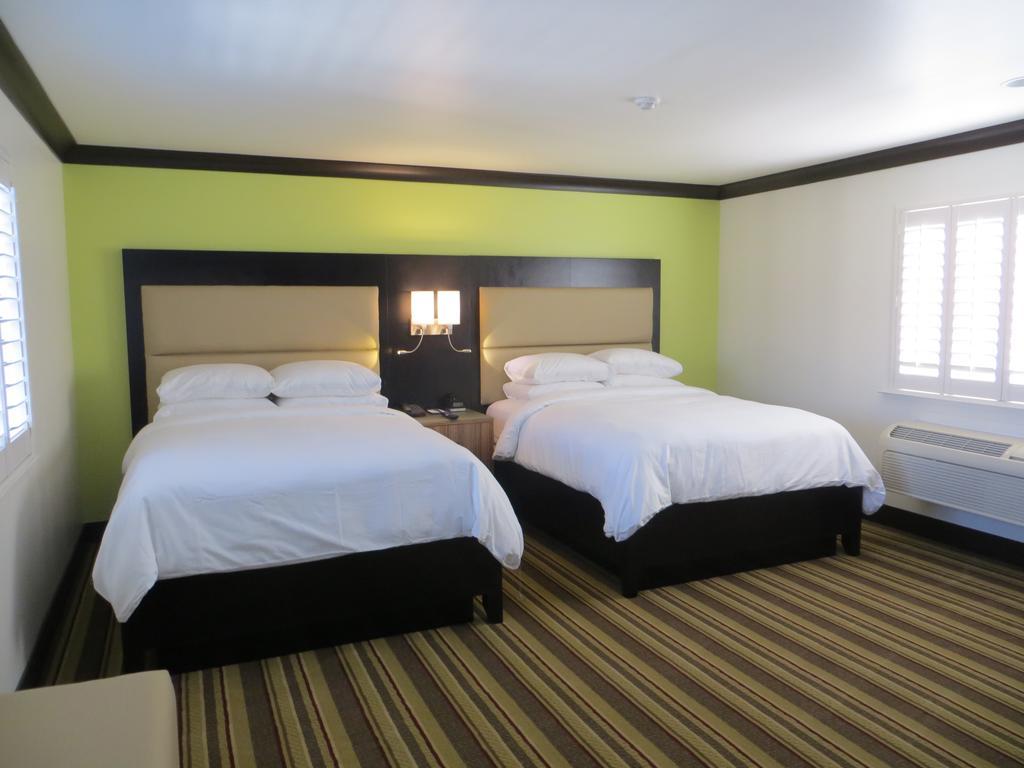Hotel Azura Santa Rosa Kamer foto